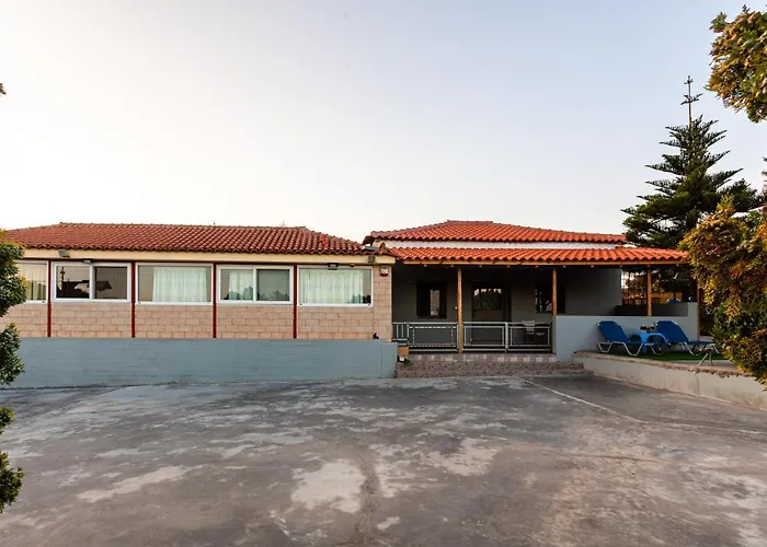 Makarounis Athanasios Traditional Apartments